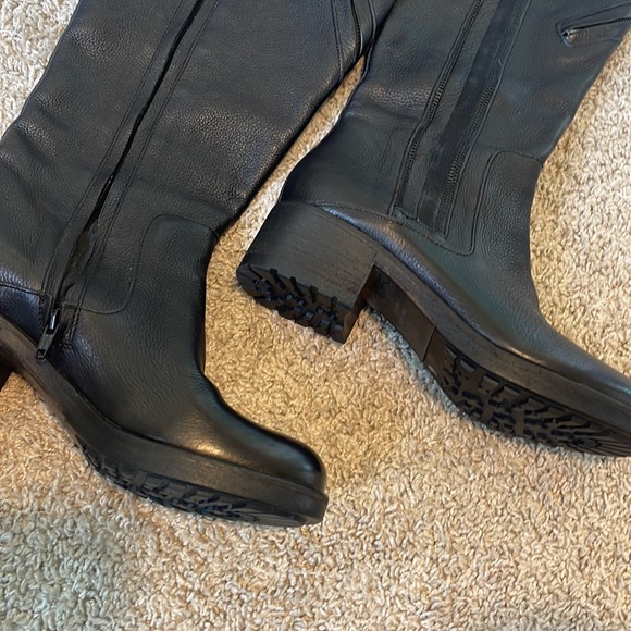 Vera Wang zipper boots - Picture 11 of 16